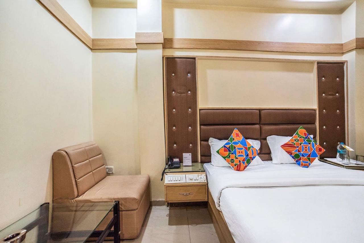 แฟ็บโฮเต็ล ซันตูร์ Hotel อินดอร์ ภายนอก รูปภาพ